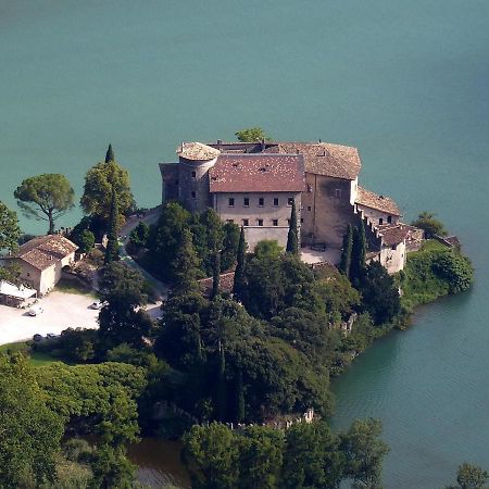 Castel Toblino Apartments Calavino エクステリア 写真
