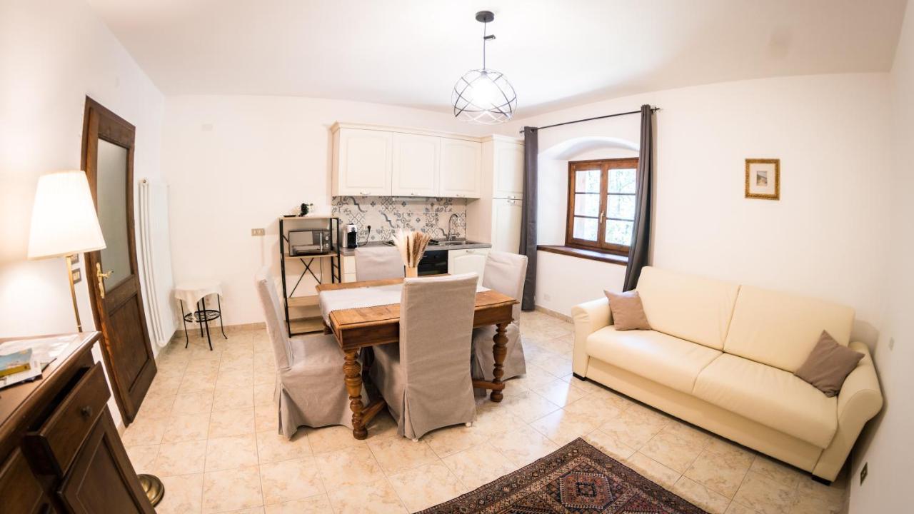 Castel Toblino Apartments Calavino エクステリア 写真