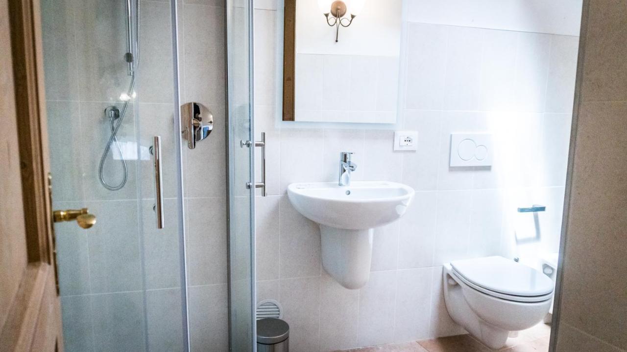 Castel Toblino Apartments Calavino エクステリア 写真
