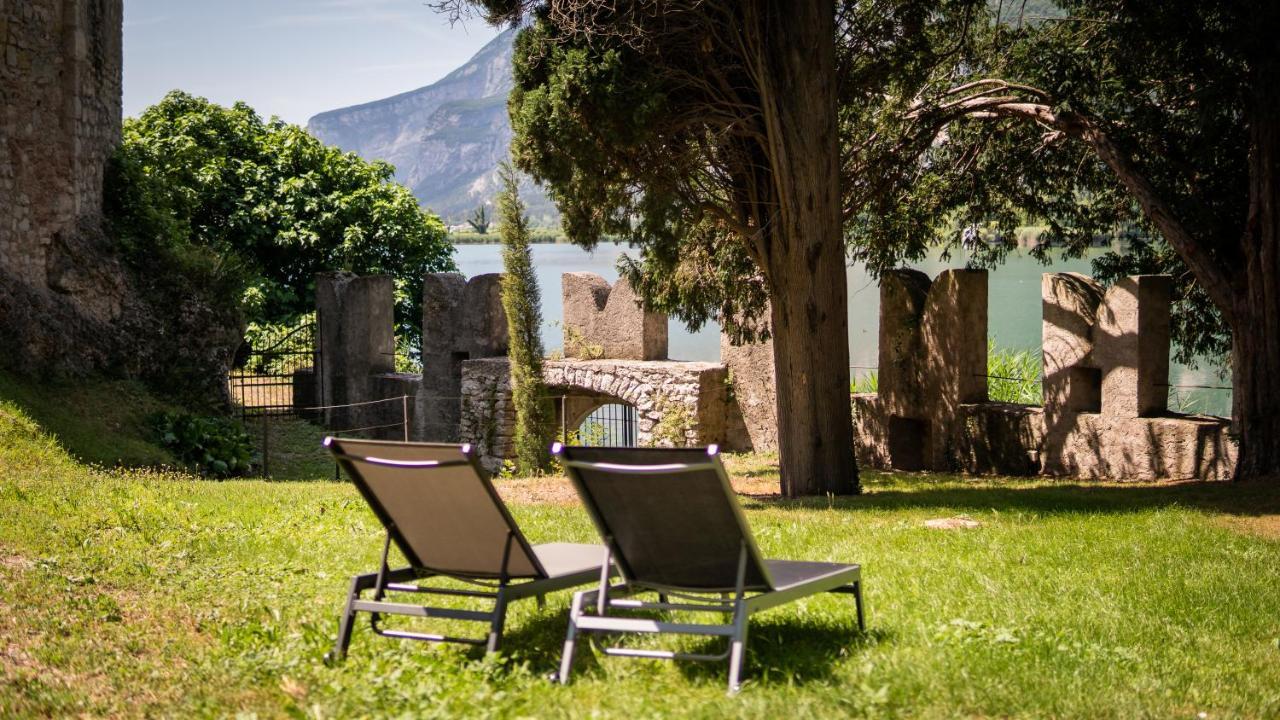 Castel Toblino Apartments Calavino エクステリア 写真