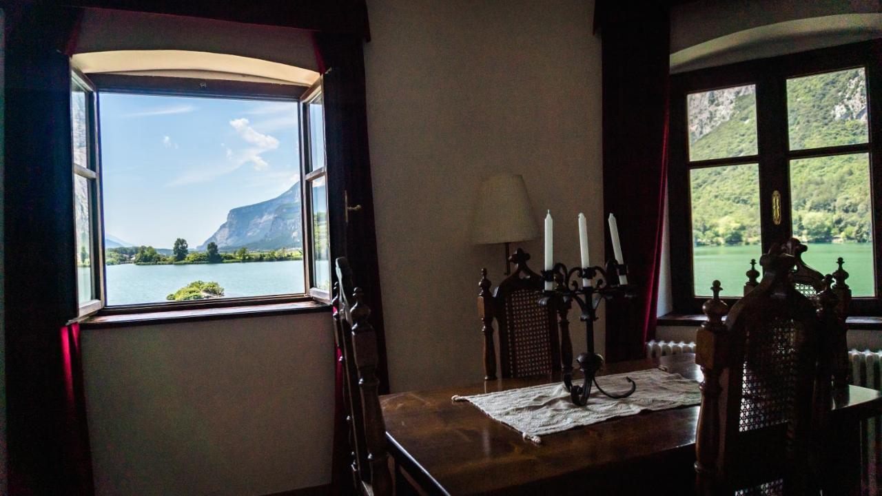Castel Toblino Apartments Calavino エクステリア 写真